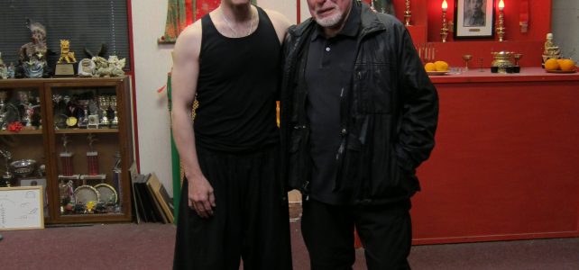 Ken Delves LaoShi visits Eagle Claw Kung Fu School